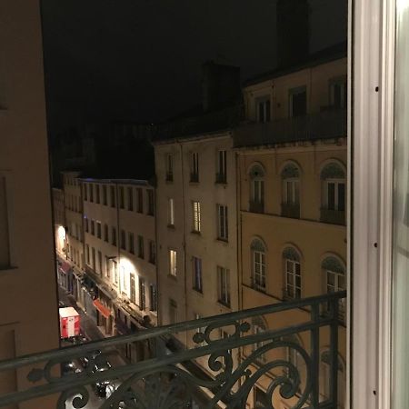 Joli Appart Au Centre De Лион Экстерьер фото